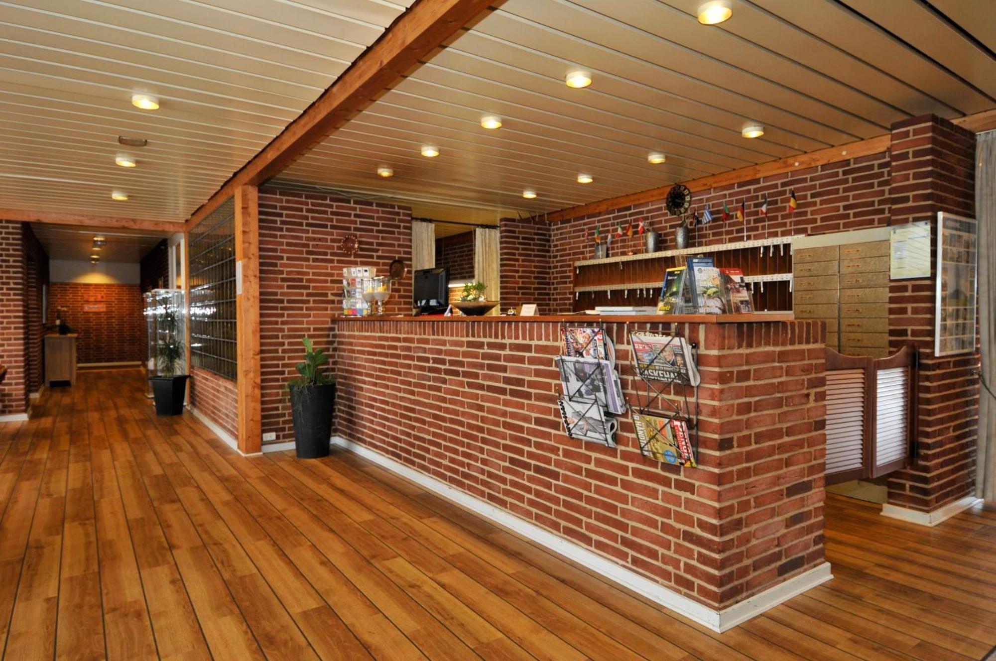 Hotel Lynggaarden Herning Exterior photo
